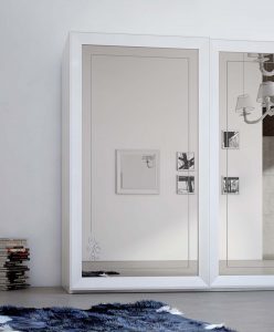 Collezione Contemporaneo_Chanel 2 ante_dettaglio armadio modello Chanel con specchi esterni bianco frassino
