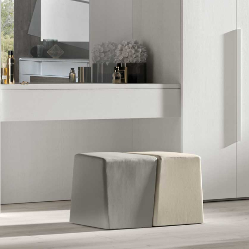 Modular wardrobe - M19 composition
