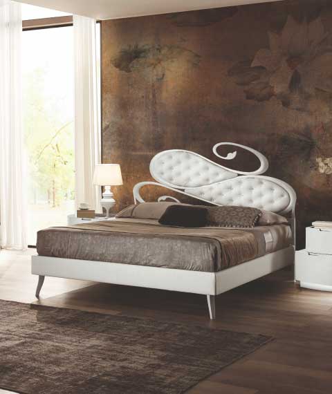 Giorgia bed