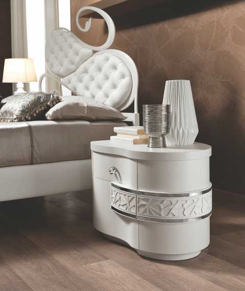 Giorgia bed